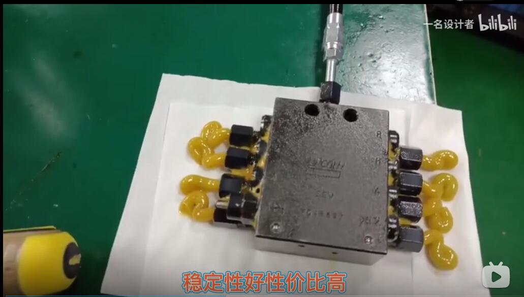 You are currently viewing P200系列集中润滑泵递进式电动油脂润滑泵